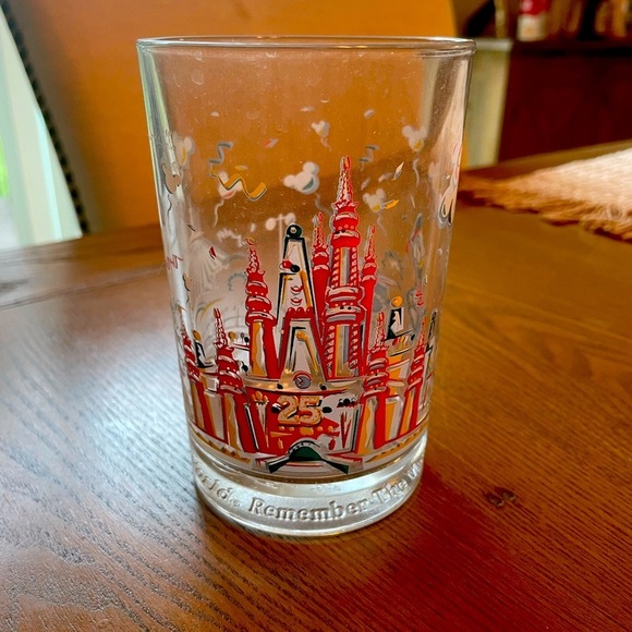 Disney Other - Walt Disney World Remember the Magic 25th Anniversary Drinking Glass, Vintage